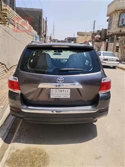 تۆیۆتا هایلاندەر